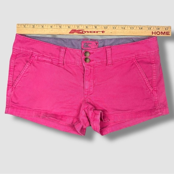 American Eagle Shortie Khaki Twill Shorts Size 2 Pink Low Rise Stretch - Picture 2 of 7